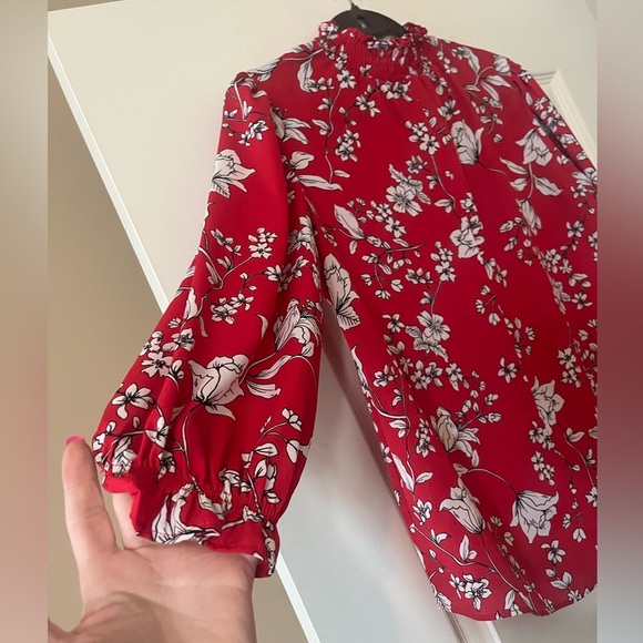 Adrienne Vittadini Rich Red Floral Chiffon Semi Sheer Long Sleeve Blouse SZ S - Picture 3 of 16